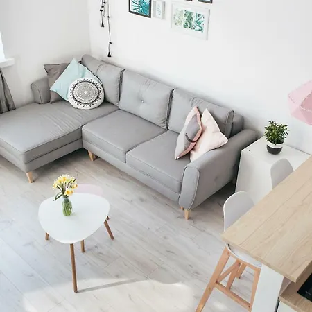 Appartement Yellow Pillow Revolution Krakau